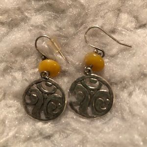 Silpada vintage drop earring with antique silver and yellow stone